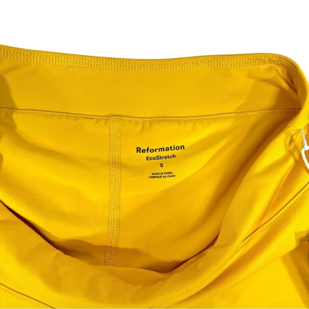 NWT Reformation Tiffany Ecostretch Active Skort size Small in Sunflower Yellow